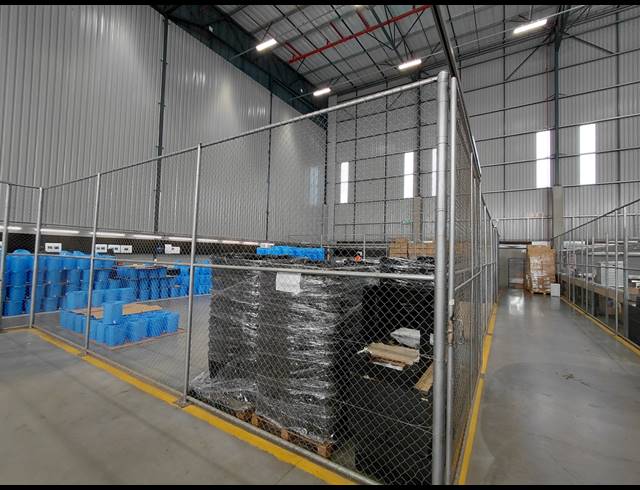 2,016M² WAREHOUSE TO LET IN POMONA